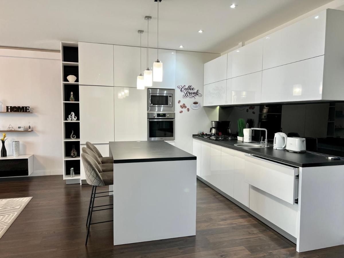 Luxury Apartment - City View Κλουζ-Ναπόκα Εξωτερικό φωτογραφία